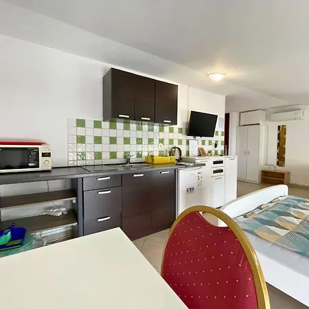 Apartmani Tominac Crikvenica Exterior photo